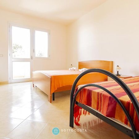 Villa Camelia Flat - Roca Esterno foto